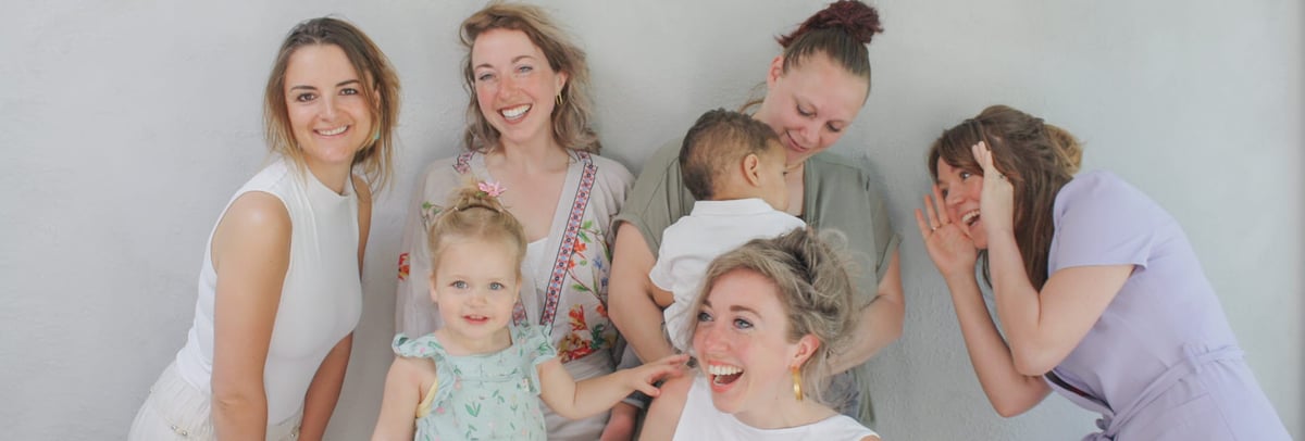 Nanny Nina logo - tussenjaar Au Pair